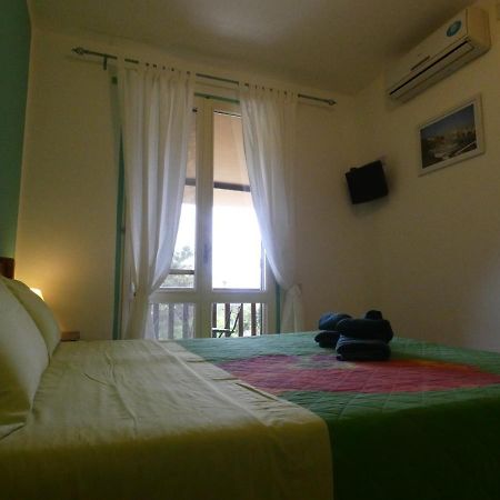 B&B Mrcaruba Stintino Exterior foto