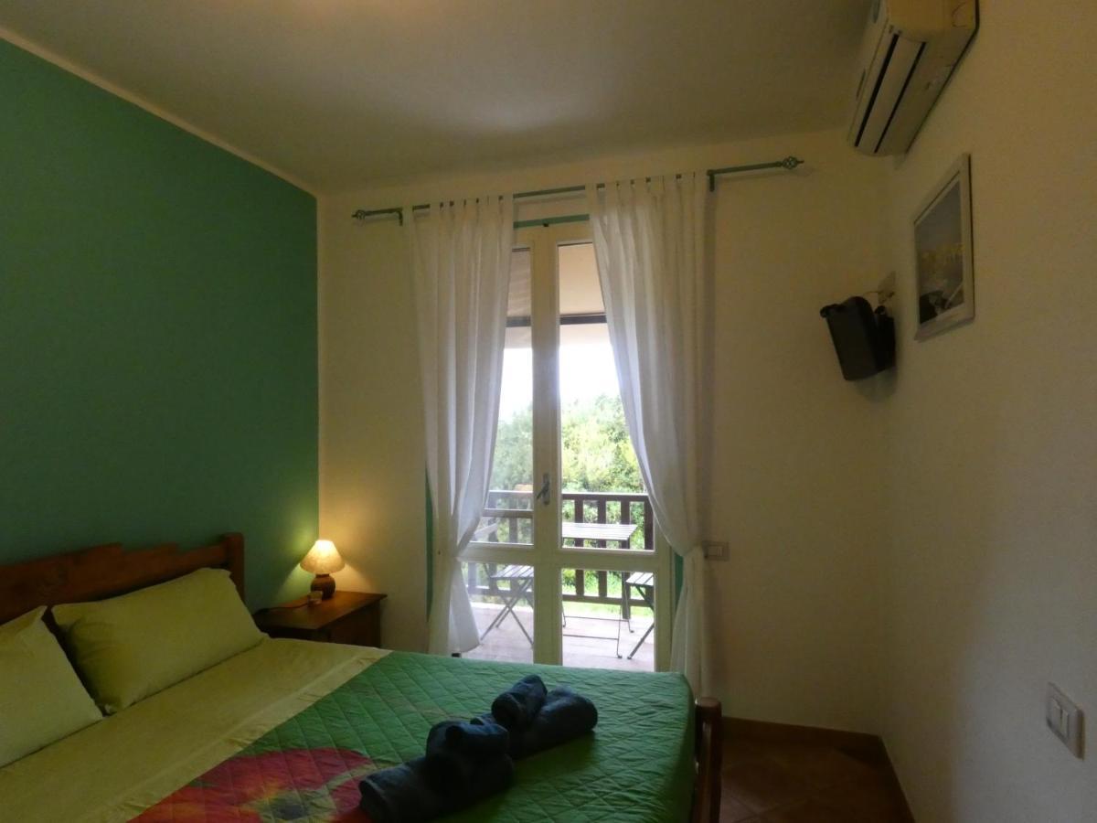 B&B Mrcaruba Stintino Exterior foto